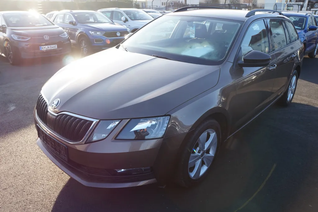 Skoda Octavia COMBI 1.4 TSI DSG AMBITION*TEMPOMAT*PDC* Image 3