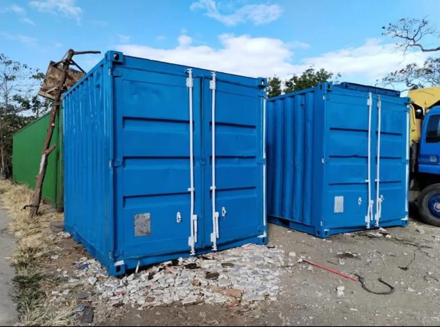 NEW 10FT SHIPPING CONTAINER Image 1